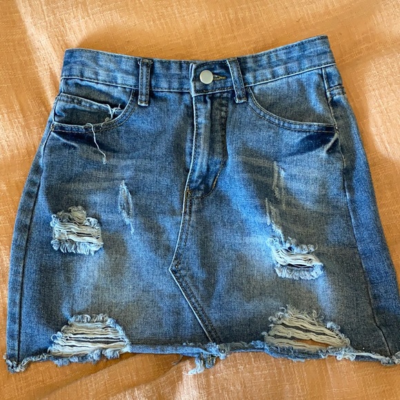 Jean skirt - Picture 1 of 1